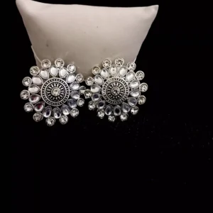 White Kundan Silver Ear Tops